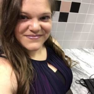 Meet your Posher, Kelli